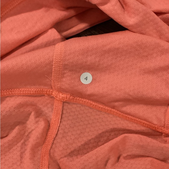 Lululemon Women's Sleeveless Top - size 4 - Picture 5 of 5